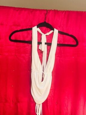 👑 SIZE S HALTER DRAPE CROP TOP